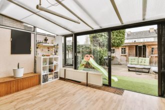 Extension de maison avec véranda à Louviers : une bonne idée pour valoriser votre habitation !