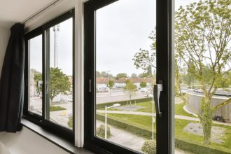Rénover ses fenêtres en Seine-et-Marne : ce qu'il faut savoir avant de se lancer